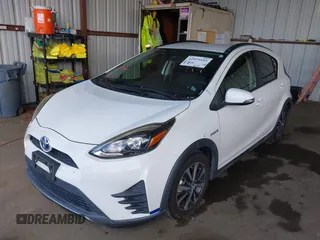 2018 Toyota Prius One with VIN JTDKDTB31J1599993, listed as a IAAI auction lot 42054102 with 107,472 mi miles and . Bid and sale history available at DreamBid. Image 6.
