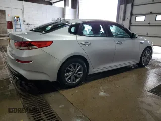 2020 Kia Optima LX with VIN 5XXGT4L38LG381795, listed as a Copart auction lot 85675534 with 84,128 mi miles and Salvage Title. Bid and sale history available at carsss.com. Image 3.