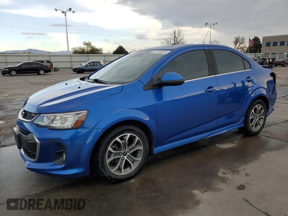 2019 Chevrolet Sonic LT z VIN 1G1JD5SB3K4148300, wystawiony jako Copart lot #52169025 z przebiegiem 59 689 mil mil oraz Szkoda całkowita • Salvage title. Historia ofert i sprzedaży dostępna na DreamBid. Obrazek 1.
