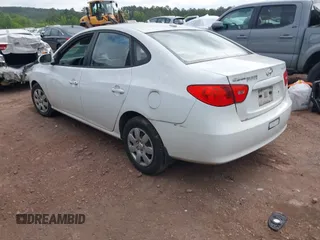 2009 Hyundai Elantra SE z VIN KMHDU46D49U595783, wystawiony jako IAAI lot #42206609 z przebiegiem 267 635 mil mil oraz . Historia ofert i sprzedaży dostępna na DreamBid. Obrazek 3.