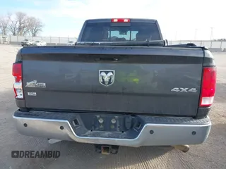 2018 Ram 2500 Big Horn with VIN 3C6UR5DJ8JG283615, listed as a IAAI auction lot 41276125 with 72,740 mi miles. Bid and sale history available at carsss.com. Image 17.
