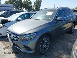 2018 Mercedes-Benz GLC 300 z VIN WDC0G4JB5JV045226, wystawiony jako IAAI lot #42420616 z przebiegiem 75 577 mil mil oraz . Historia ofert i sprzedaży dostępna na DreamBid. Obrazek 23.