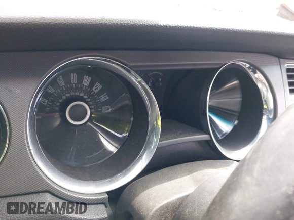 2013 Ford Mustang V6 with VIN 1ZVBP8AM1D5243147, listed as a IAAI auction lot 41975801 with Not provided miles and . Bid and sale history available at DreamBid. Image 7.