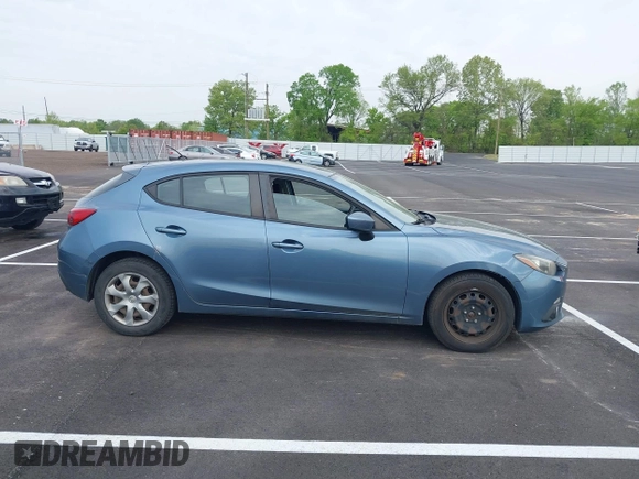 2014 Mazda 3 i Sport with VIN JM1BM1K70E1204263, listed as a IAAI auction lot 42068205 with 153,139 mi miles and . Bid and sale history available at carsss.com. Image 13.