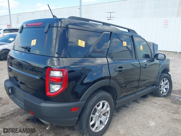 2022 Ford Bronco Sport with VIN 3FMCR9A65NRE00293, listed as a IAAI auction lot 41534078 with 4,641 mi miles. Bid and sale history available at carsss.com. Image 4.