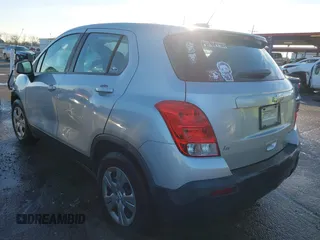 2016 Chevrolet Trax LS with VIN 3GNCJKSB6GL224009, listed as a IAAI auction lot 41312755 with 121,159 mi miles. Bid and sale history available at carsss.com. Image 3.