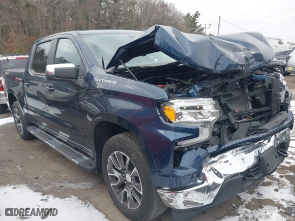 2022 Chevrolet Silverado 1500 LT with VIN 3GCPDKEK4NG621012, listed as a IAAI auction lot 41292608 with 33,940 mi miles. Bid and sale history available at carsss.com. Image 1.