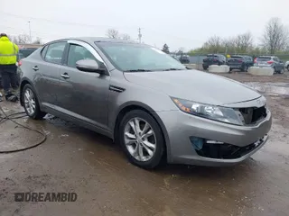 2013 Kia Optima EX z VIN 5XXGN4A72DG166687, wystawiony jako IAAI lot #41967631 z przebiegiem 202 712 mil mil oraz . Historia ofert i sprzedaży dostępna na DreamBid. Obrazek 1.
