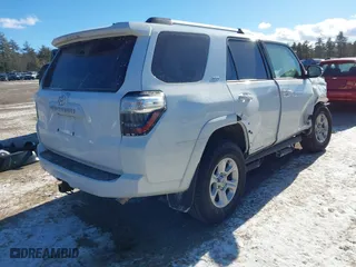 2024 Toyota 4Runner SR5 Premium with VIN JTENU5JR0R6296258, listed as a IAAI auction lot 41420385 with 4,649 mi miles. Bid and sale history available at carsss.com. Image 4.