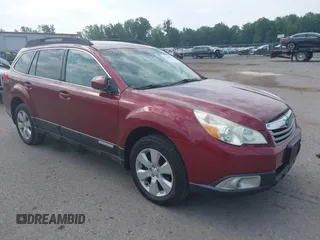 2011 Subaru Outback Premium z VIN 4S4BRBGC7B3379473, wystawiony jako IAAI lot #42739171 z przebiegiem 122 845 mil mil oraz . Historia ofert i sprzedaży dostępna na DreamBid. Obrazek 1.