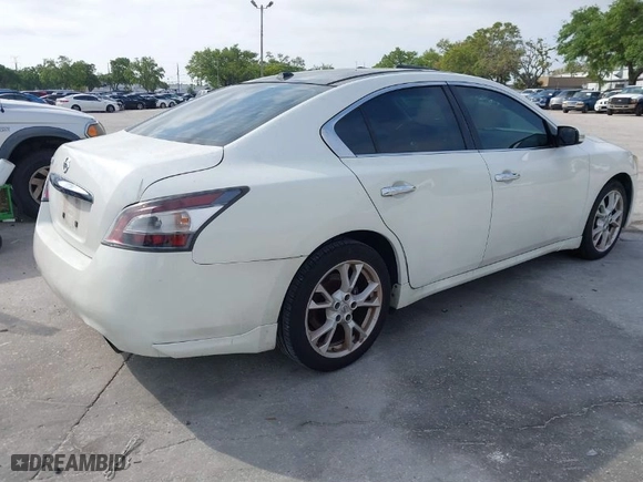 2014 Nissan Maxima 3.5 SV with VIN 1N4AA5AP0EC473211, listed as a IAAI auction lot 41863206 with 79184 miles. Bid and sale history available at carsss.com. Image 4.