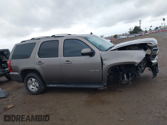 2013 Chevrolet Tahoe LS with VIN 1GNSCAE06DR105066, listed as a IAAI auction lot 41586288 with 161,639 mi miles and . Bid and sale history available at DreamBid. Image 13.
