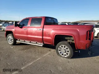 2019 GMC Sierra 2500HD Denali with VIN 1GT12SEY6KF265188, listed as a Copart auction lot 84848924 with 0 mi miles and Salvage Title. Bid and sale history available at carsss.com. Image 2.