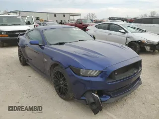 2015 Ford Mustang GT z VIN 1FA6P8CF8F5433832, wystawiony jako Copart lot #50827945 z przebiegiem 109 106 mil mil oraz Szkody całkowita. Historia ofert i sprzedaży dostępna na DreamBid. Obrazek 4.