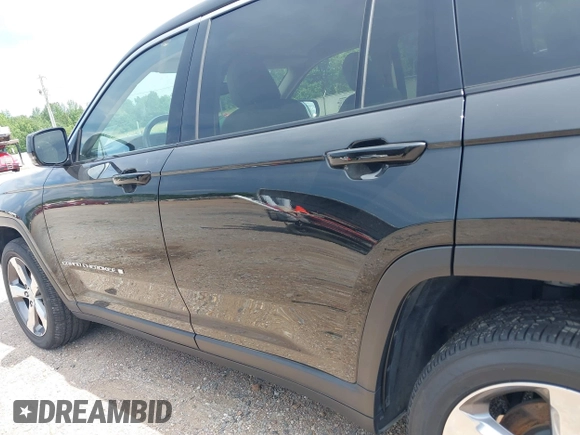 2022 Jeep Grand Cherokee Limited with VIN 1C4RJJBGXN8548231, listed as a IAAI auction lot 42572731 with 23,852 mi miles and . Bid and sale history available at DreamBid. Image 20.