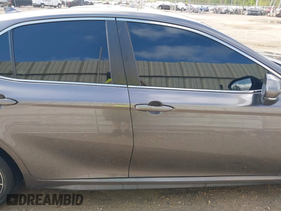 2022 Toyota Camry SE with VIN 4T1T11AK3NU619882, listed as a IAAI auction lot 41866164 with 60,620 mi miles and . Bid and sale history available at DreamBid. Image 13.