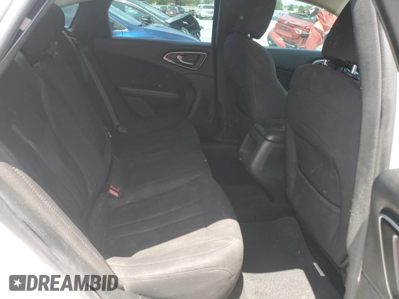2015 Chrysler 200 Limited with VIN 1C3CCCAB9FN532885, listed as a Copart auction lot 66775245 with 116,423 mi miles and Clean title. Bid and sale history available at DreamBid. Image 10.