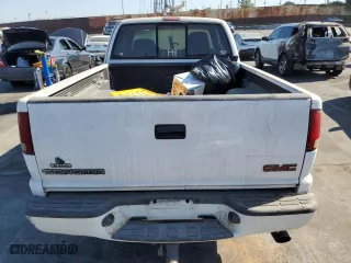 2003 GMC Sonoma SLS with VIN 1GTDT19X538159245, listed as a Copart auction lot 70503874 with 150,249 mi miles and Clean Title. Bid and sale history available at carsss.com. Image 6.