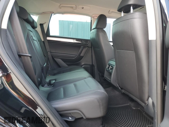 2017 Volkswagen Touareg Sport with VIN WVGEF7BP2HD000699, listed as a Copart auction lot 47234685 with Not Provided miles and Salvage Title. Bid and sale history available at DreamBid. Image 11.