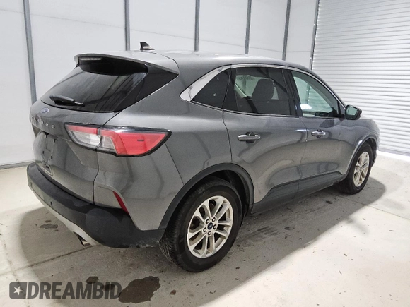 2021 Ford Escape SE with VIN 1FMCU0G65MUA89229, listed as a Copart auction lot 63333395 with 127,194 mi miles and Clean title. Bid and sale history available at DreamBid. Image 3.