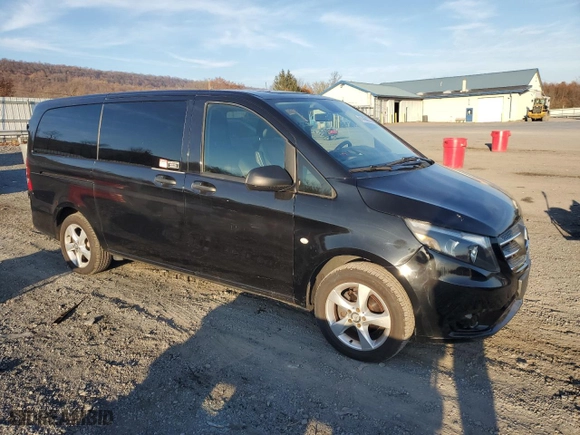 2018 Mercedes-Benz Metris Passenger Van with VIN WD4PG2EEXJ3404973, listed as a Copart auction lot 81458874 with 117,446 mi miles and Clean Title. Bid and sale history available at carsss.com. Image 4.