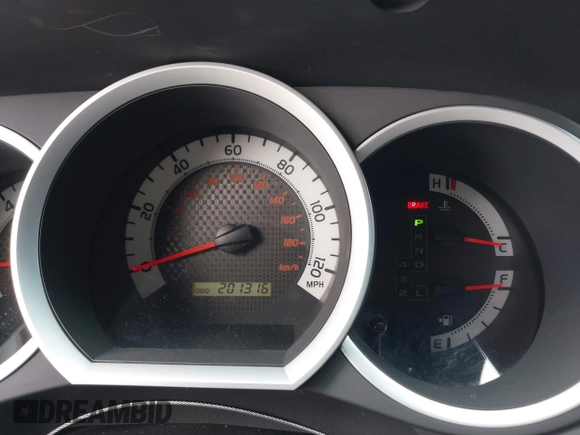 2014 Toyota Tacoma PreRunner z VIN 3TMJU4GNXEM164121, wystawiony jako IAAI lot #42568581 z przebiegiem 201 316 mil mil oraz . Historia ofert i sprzedaży dostępna na DreamBid. Obrazek 7.