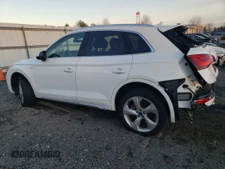 2022 Audi Q5 S line Prestige with VIN WA1FAAFY6N2047503, listed as a Copart auction lot 84794264 with 17,646 mi miles and Salvage Title. Bid and sale history available at carsss.com. Image 2.