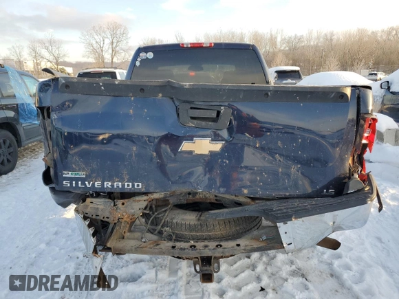 2010 Chevrolet Silverado 1500 LS with VIN 1GCSCREA7AZ180080, listed as a Copart auction lot 87871305 with 279,451 mi miles and Non Repairable. Bid and sale history available at carsss.com. Image 6.