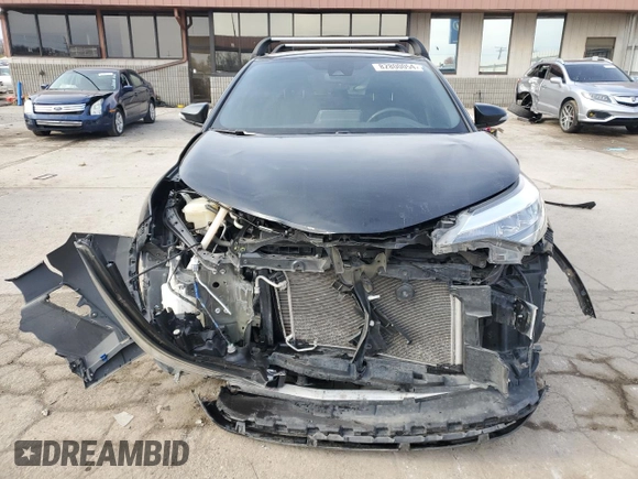 2021 Toyota C-HR LE with VIN JTNKHMBX6M1099910, listed as a Copart auction lot 82800054 with 43,276 mi miles and Salvage Title. Bid and sale history available at DreamBid. Image 5.