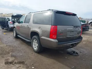 2012 GMC Yukon XL SLT with VIN 1GKS2KE78CR177257, listed as a IAAI auction lot 41488033 with 254,663 mi miles. Bid and sale history available at carsss.com. Image 3.