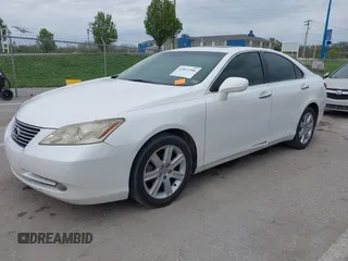 2008 Lexus ES 350 with VIN JTHBJ46G282183370, listed as a IAAI auction lot 42011306 with 230,946 mi miles. Bid and sale history available at carsss.com. Image 2.