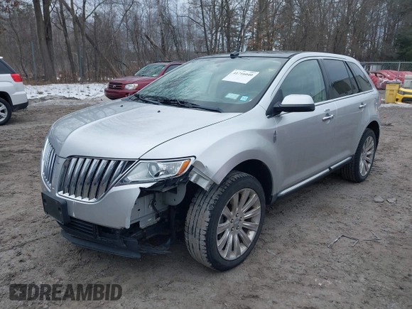 2011 Lincoln MKX with VIN 2LMDJ8JK3BBJ25346, listed as a IAAI auction lot 41716040 with 172,790 mi miles. Bid and sale history available at carsss.com. Image 6.