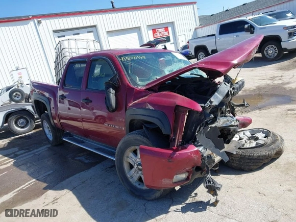 2007 Chevrolet Silverado 1500 LT w/2LT with VIN 2GCEK13M471515375, listed as a IAAI auction lot 41570168 with NaN miles. Bid and sale history available at carsss.com. Image 1.