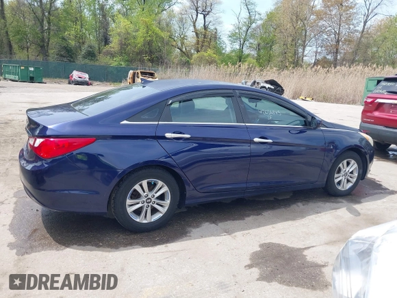 2013 Hyundai Sonata GLS with VIN 5NPEB4AC5DH802732, listed as a IAAI auction lot 42036843 with 103,165 mi miles and . Bid and sale history available at carsss.com. Image 14.