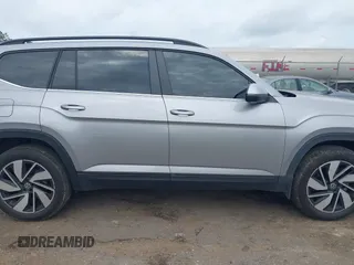 2024 Volkswagen Atlas SE with VIN 1V2WR2CA6RC574936, listed as a IAAI auction lot 42257308 with 23,370 mi miles and . Bid and sale history available at DreamBid. Image 13.