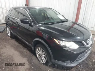 2017 Nissan Rogue SV with VIN JN1BJ1CP5HW027128, listed as a IAAI auction lot 42752464 with 166,947 mi miles and . Bid and sale history available at DreamBid. Image 1.