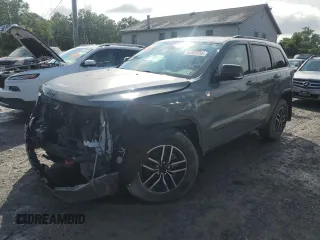 2020 Jeep Grand Cherokee Trailhawk z VIN 1C4RJFLG9LC263039, wystawiony jako Copart lot #60395755 z przebiegiem 62 886 mil mil oraz Czysty tytuł • Clean title. Historia ofert i sprzedaży dostępna na DreamBid. Obrazek 1.