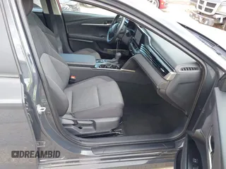 2025 Toyota Camry LE with VIN 4T1DAACK5SU522373, listed as a IAAI auction lot 42094179 with 6,264 mi miles and . Bid and sale history available at DreamBid. Image 5.