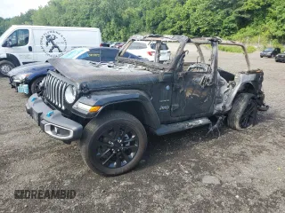 2023 Jeep Wrangler Sahara с VIN 1C4JJXP6XPW542086, выставлен на аукционе Copart как лот 64209345 с пробегом Не указан миль и Списание • Salvage title. История ставок и продаж доступна на DreamBid. Изображение 1.