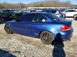 2009 BMW 1 Series 128i with VIN WBAUP73569VK76323, listed as a Copart auction lot 83401024 with 85,633 mi miles and Clean Title. Bid and sale history available at carsss.com. Image 2.