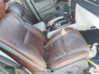 2006 Jeep Commander Limited с VIN 1J8HG58266C170185, выставлен на аукционе IAAI как лот 42549553 с пробегом 143 574 миль миль и . История ставок и продаж доступна на DreamBid. Изображение 12.