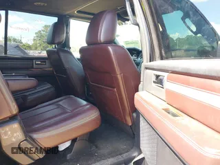 2017 Ford Expedition Max Platinum z VIN 1FMJK1MT4HEA54579, wystawiony jako IAAI lot #42565052 z przebiegiem Nie podano mil oraz . Historia ofert i sprzedaży dostępna na DreamBid. Obrazek 8.