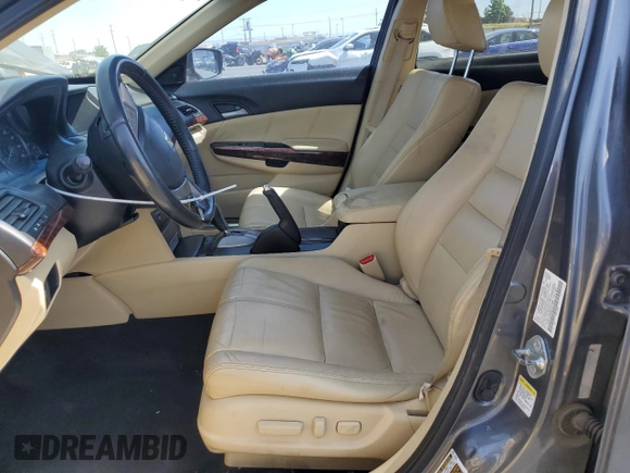 2010 Honda Crosstour EX-L z VIN 5J6TF2H59AL001889, wystawiony jako Copart lot #58248045 z przebiegiem 18 779 mil mil oraz Szkoda całkowita • Salvage title. Historia ofert i sprzedaży dostępna na DreamBid. Obrazek 7.