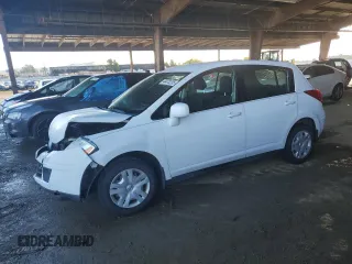 2010 Nissan Versa 1.8 S with VIN 3N1BC1CP0AL411727, listed as a Copart auction lot 44470235 with 83,338 mi miles and Clean Title. Bid and sale history available at carsss.com. Image 1.