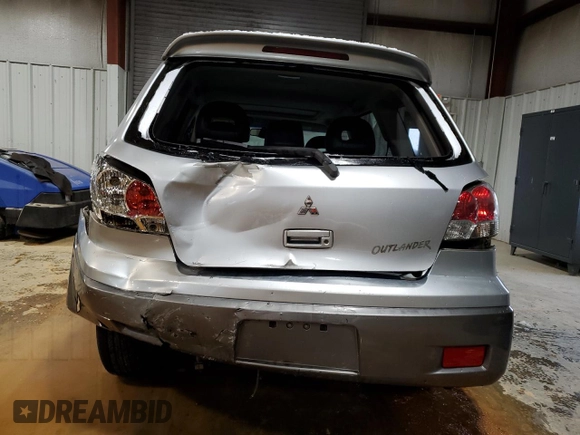2004 Mitsubishi Outlander SE with VIN JA4LX41F54U000247, listed as a Copart auction lot 44573975 with 169,914 mi miles and Clean Title. Bid and sale history available at carsss.com. Image 6.