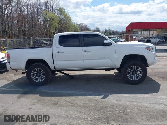 2018 Toyota Tacoma SR with VIN 3TMGZ5AN1JM150189, listed as a IAAI auction lot 41814119 with 109,014 mi miles. Bid and sale history available at carsss.com. Image 13.