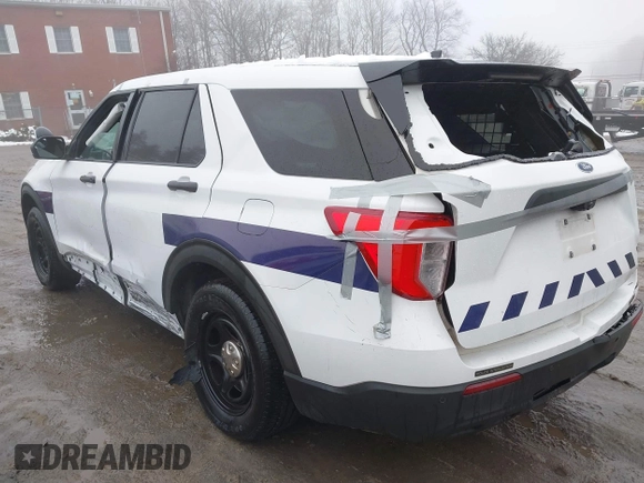 2022 Ford Police Interceptor Utility z VIN 1FM5K8AB5NGA54483, wystawiony jako IAAI lot #41562308 z przebiegiem 65 002 mil mil oraz . Historia ofert i sprzedaży dostępna na DreamBid. Obrazek 3.