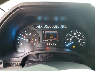 2020 Ford F-150 XL z VIN 1FTMF1E52LKD98234, wystawiony jako Copart lot #50552365 z przebiegiem 51 948 mil mil oraz Szkoda całkowita • Salvage title. Historia ofert i sprzedaży dostępna na DreamBid. Obrazek 9.