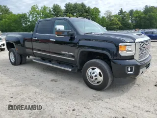 2019 GMC Sierra 3500HD Denali z VIN 1GT42WEY6KF240456, wystawiony jako Copart lot #58896115 z przebiegiem 67 144 mil mil oraz Czysty tytuł • Clean title. Historia ofert i sprzedaży dostępna na DreamBid. Obrazek 4.