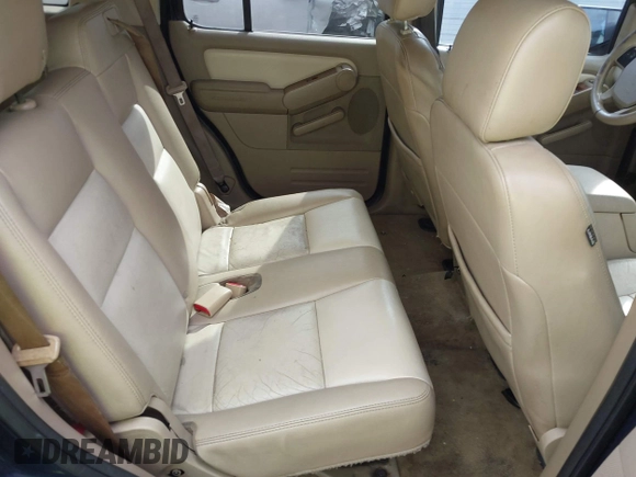 2007 Ford Explorer Eddie Bauer with VIN 1FMEU64E47UB79466, listed as a IAAI auction lot 41463234 with 250,735 mi miles and . Bid and sale history available at DreamBid. Image 8.